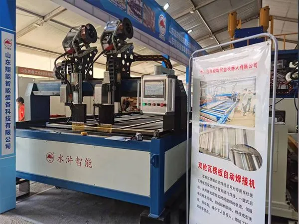 Automatisk sveisemaskin med dobbel bølgepapp